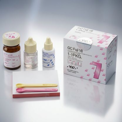 Picture of GC Fuji VII Glass Ionomer Sealant & Surface Protectant Japan